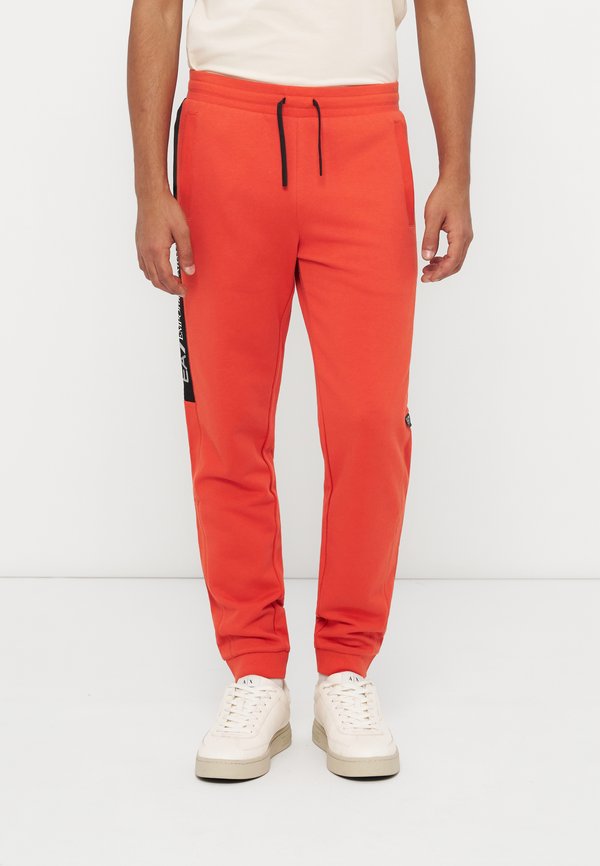 EA7 Emporio Armani