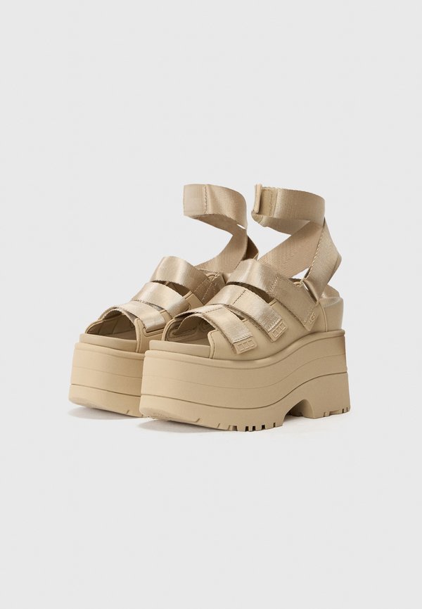 UGG GOLDENRISE