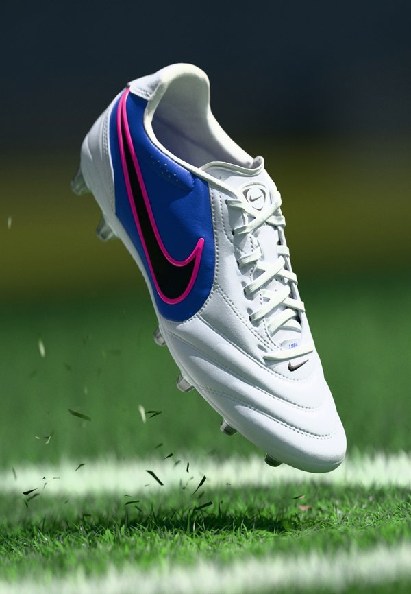Nike Performance TIEMPO LIGERA PRO  - Football boots artificial grass - white/black/racer blue/pink blast