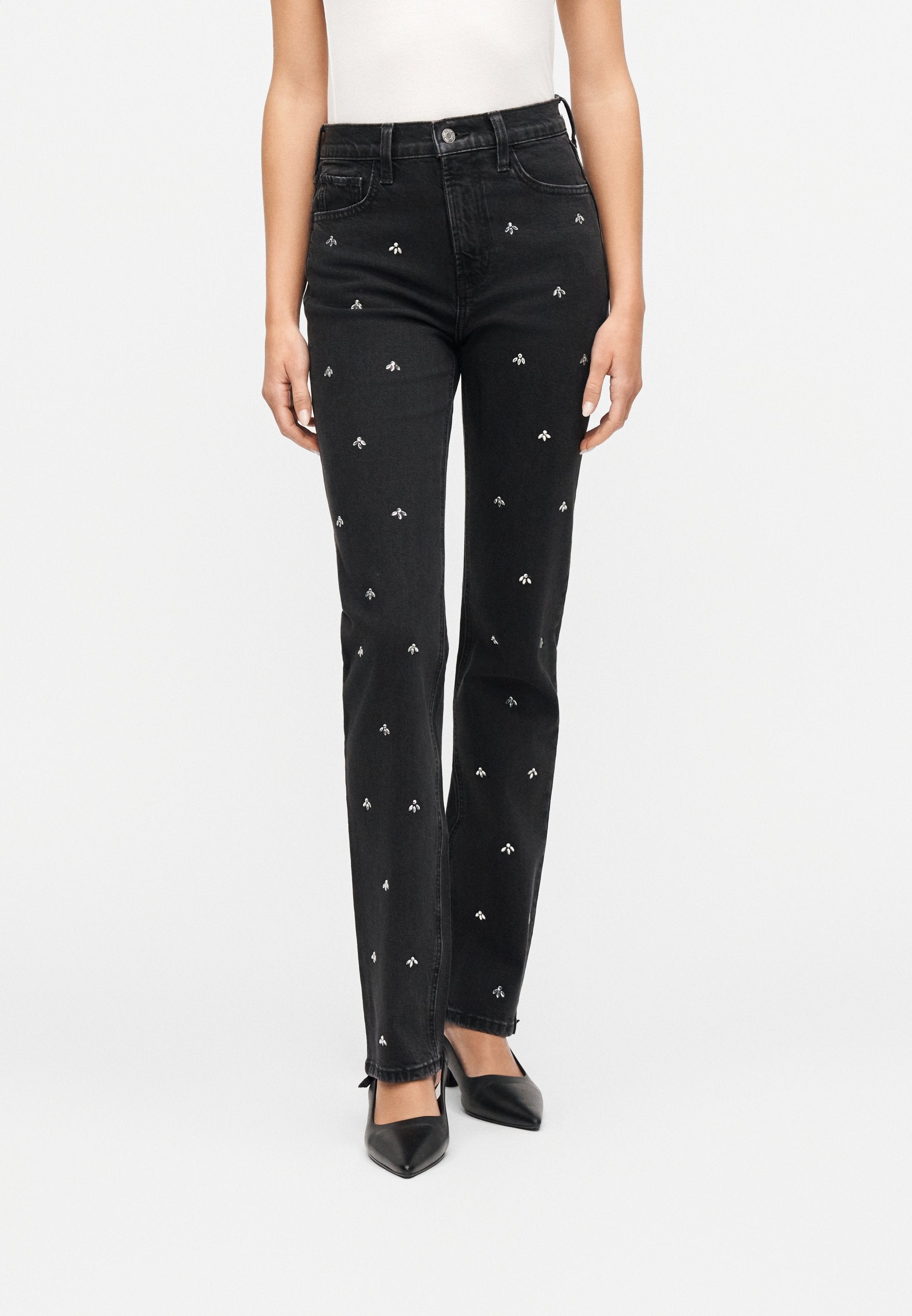 GAP EMBELLISHED