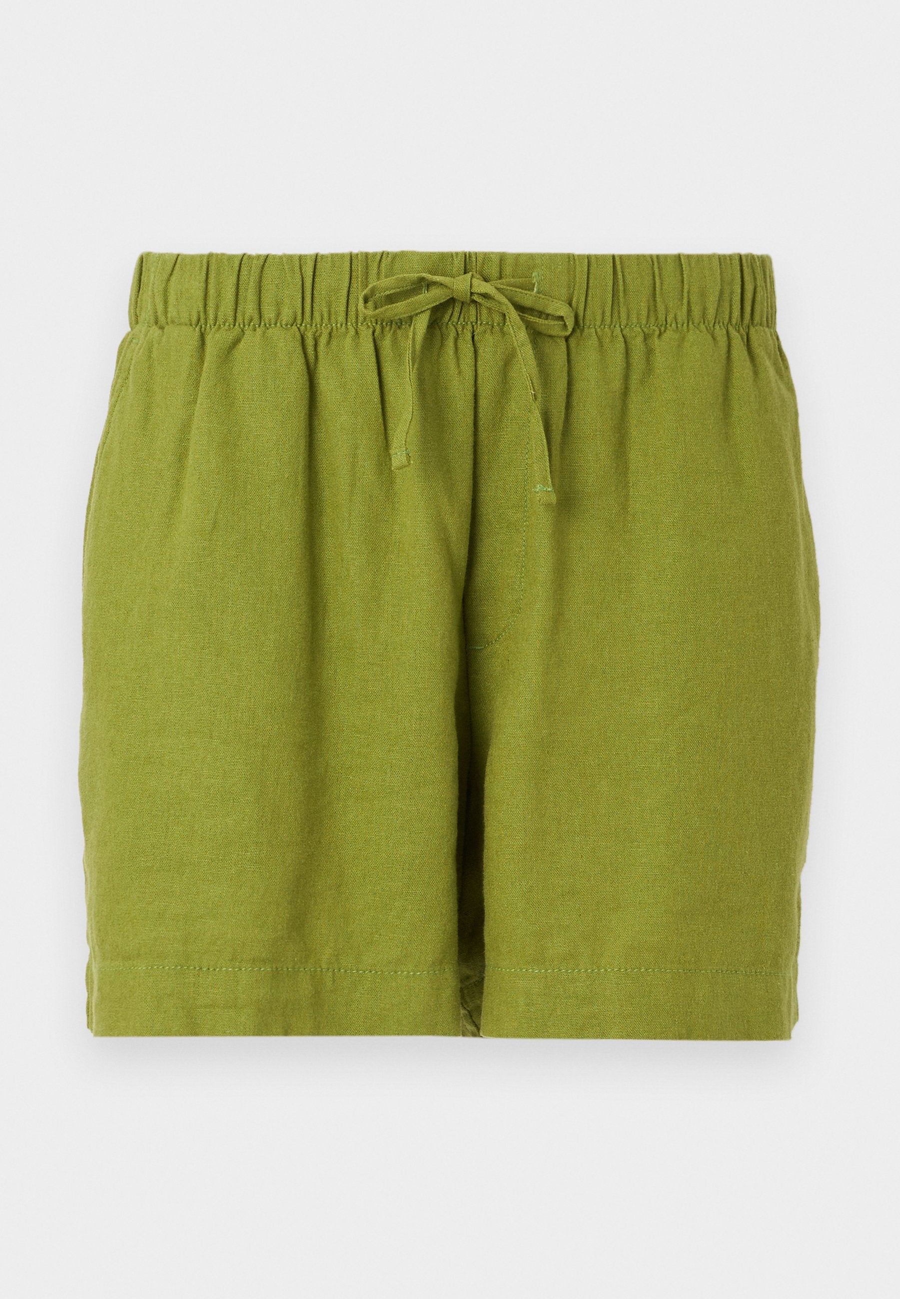 Grüne Leinenshorts mit elastischem Bund und verstellbarem Kordelzug, die eine lockere Passform und einen geraden Saum bieten.
