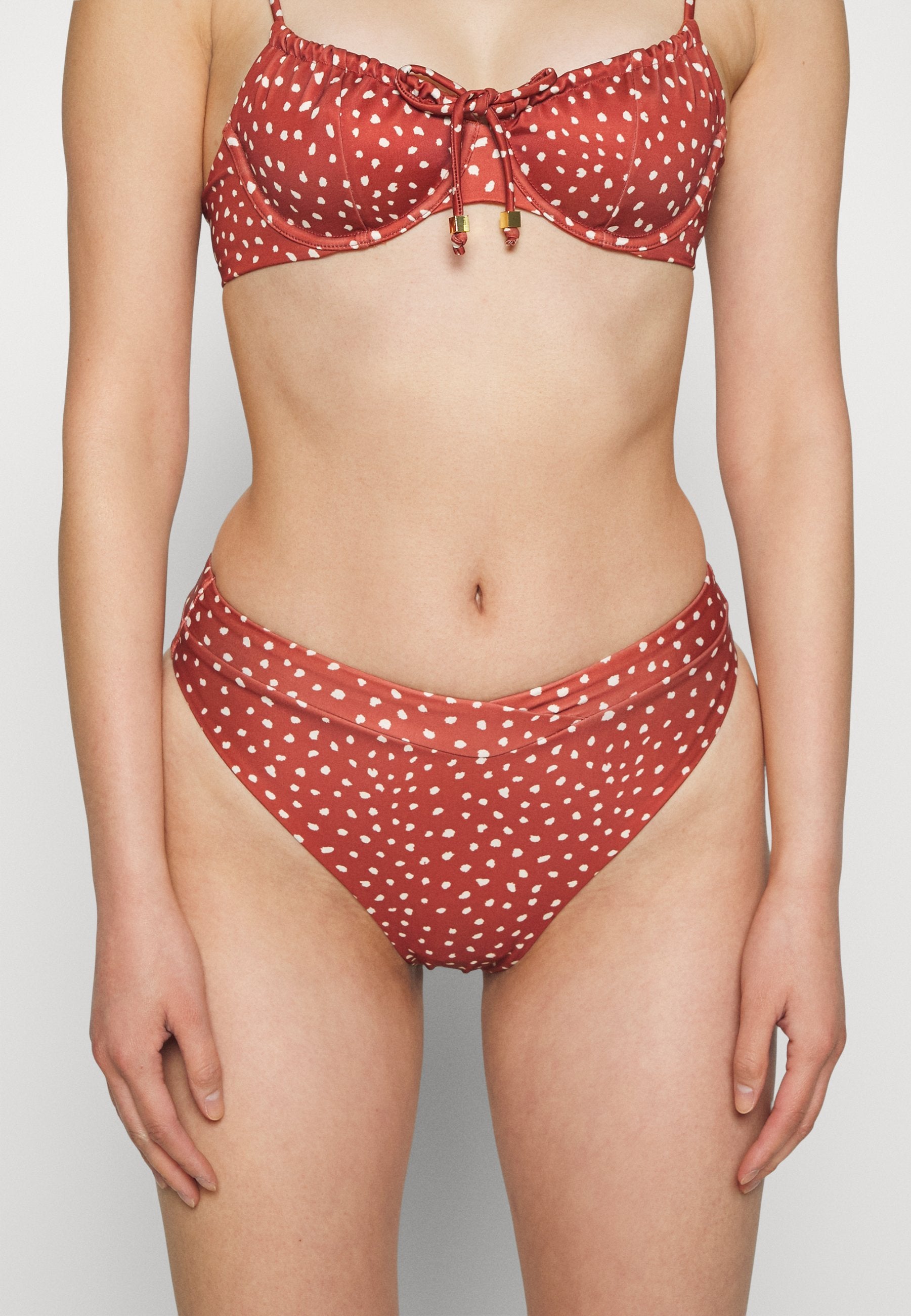 Hunkemöller ARI CHEEKY HIGH LEG