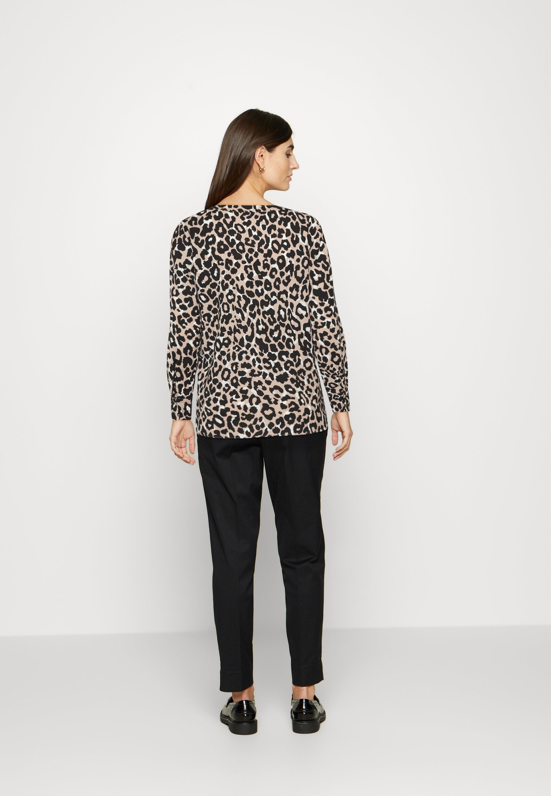 Marks & Spencer POPOVER