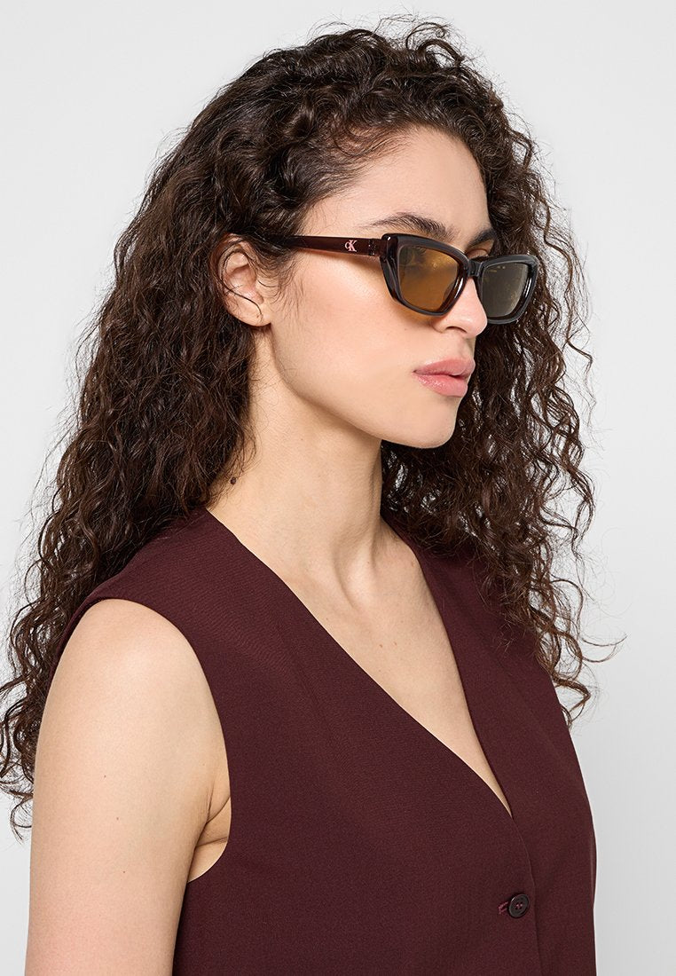 Calvin Klein Jeans Sonnenbrille Media 2