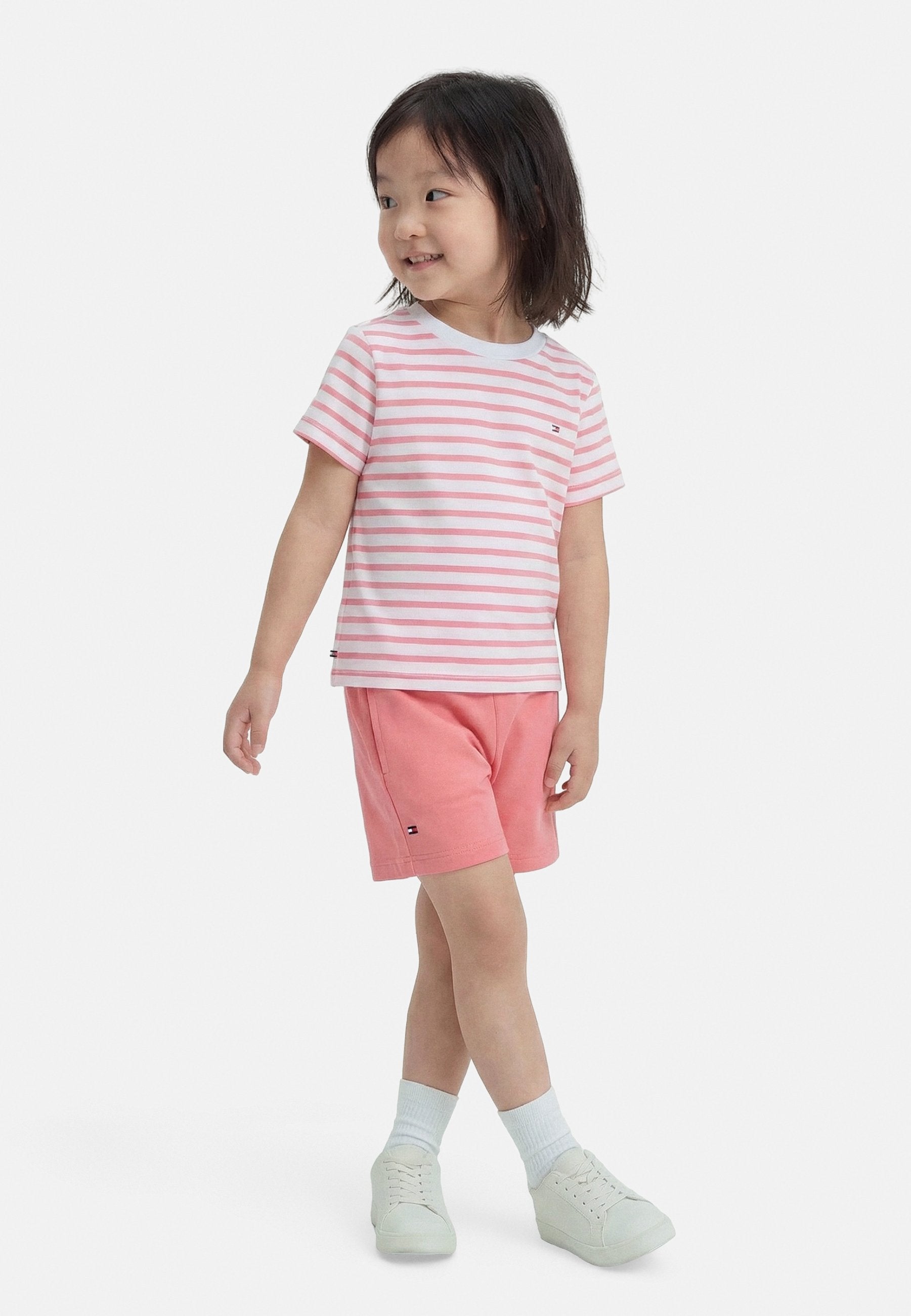 ESSENTIAL STRIPE T-SHIRT AND SHORTS SET Media 2