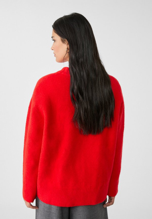 Stradivarius SOFT TOUCH