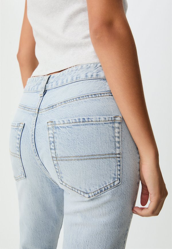 Stradivarius BEQUEME
