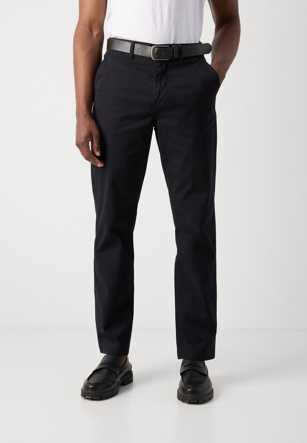 SUPERFLEX CHINO WITH BELT Media 4