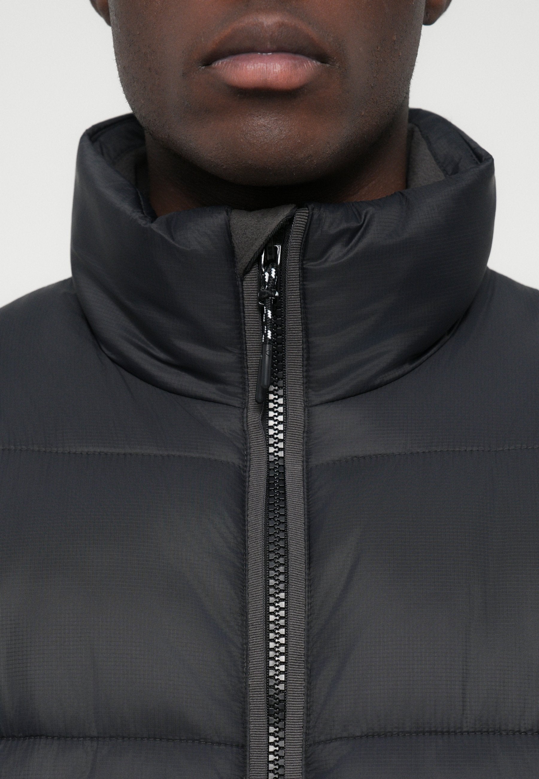 Abercrombie & Fitch AIRCLOUD MOCK PUFFER