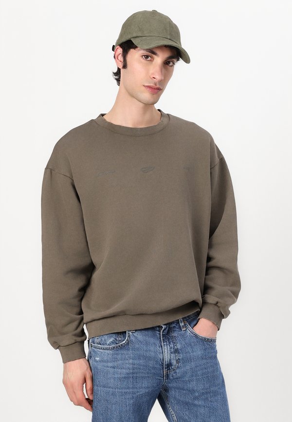 ARKK Copenhagen BOXY CREW UNISEX