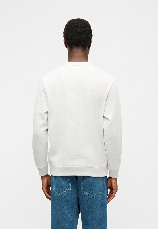 Tommy Jeans LOGO SUEDED TERRY CREW NECK SWEATSHIRT