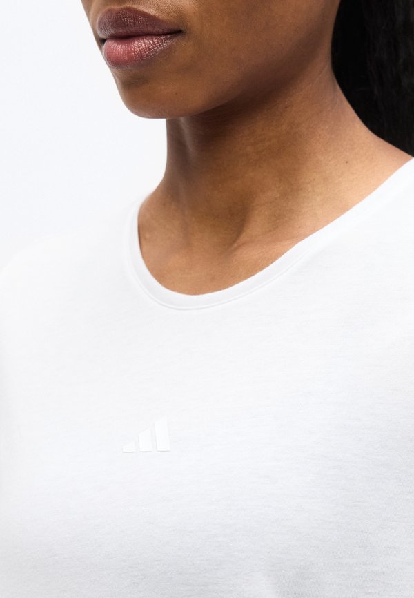 adidas Performance MOTION ESSENTIALS