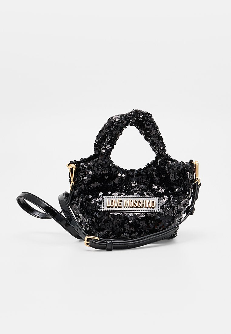 Love Moschino