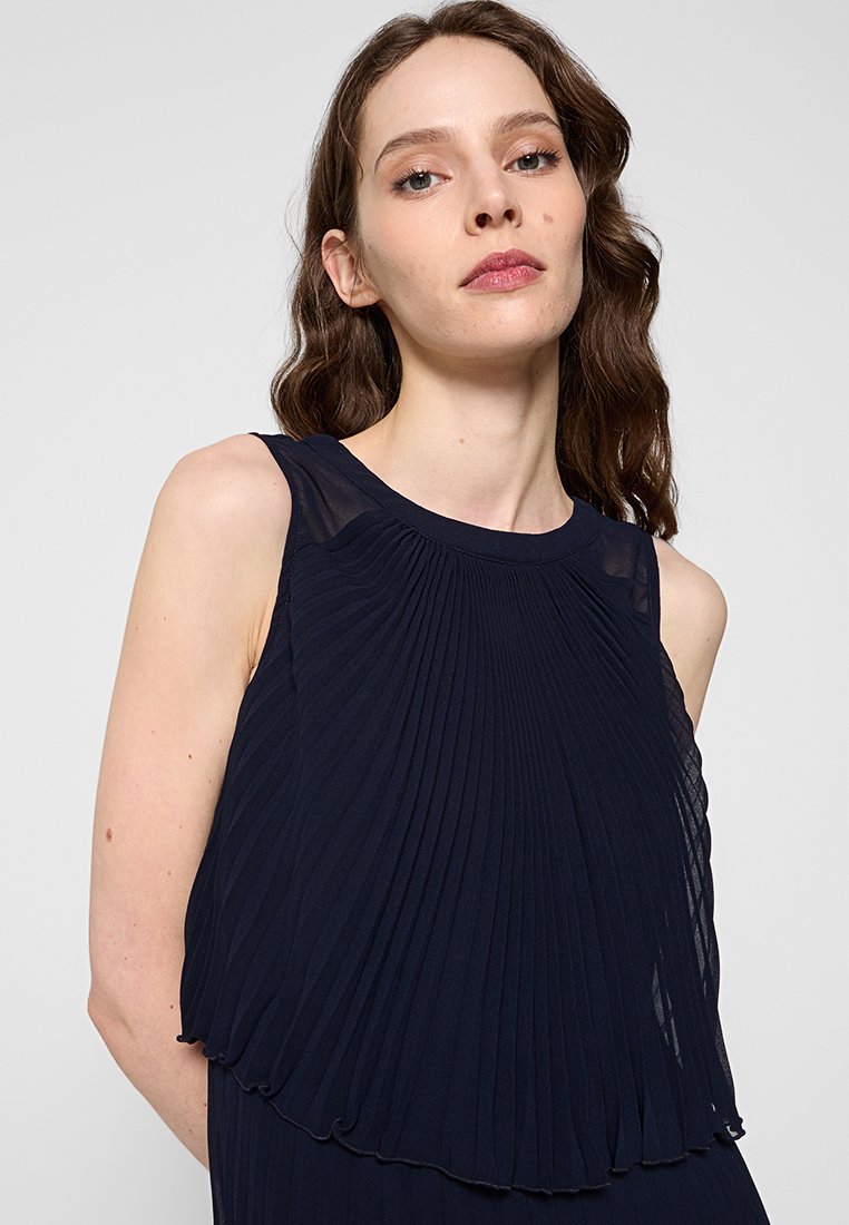 Apart Glamour