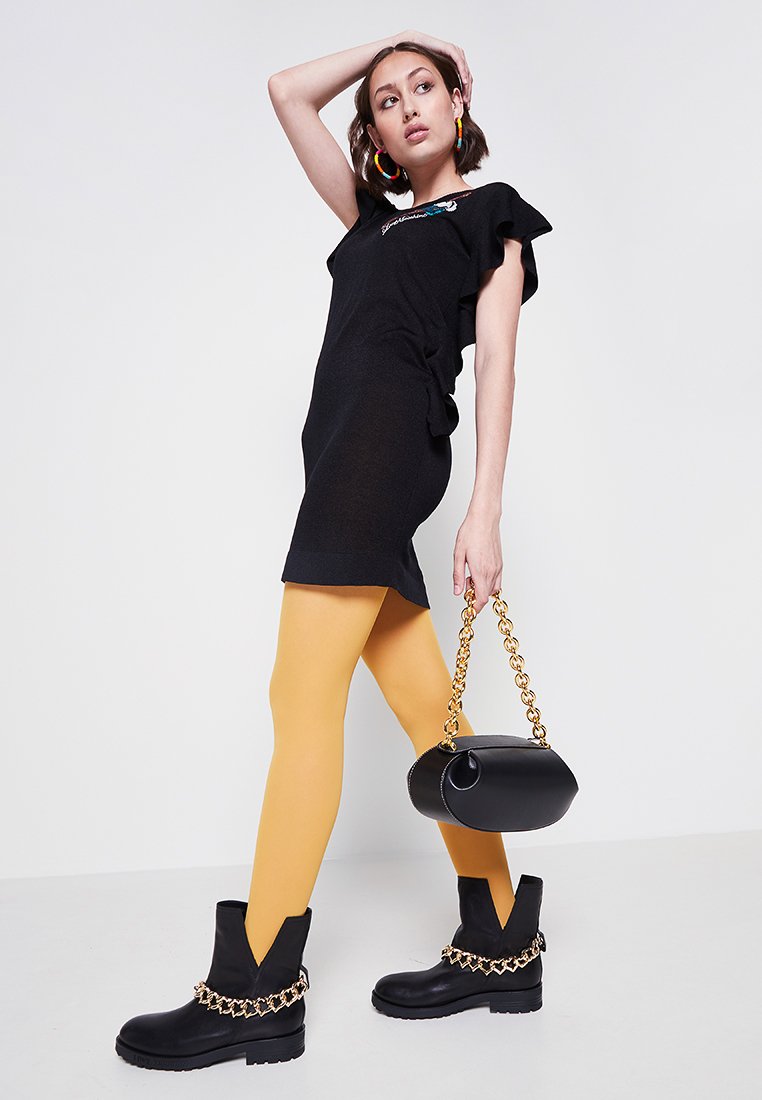 Love Moschino