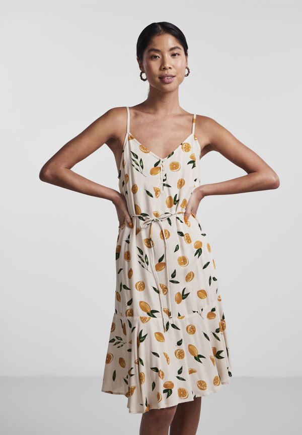 Pieces PCNYA SLIP BUTTON
