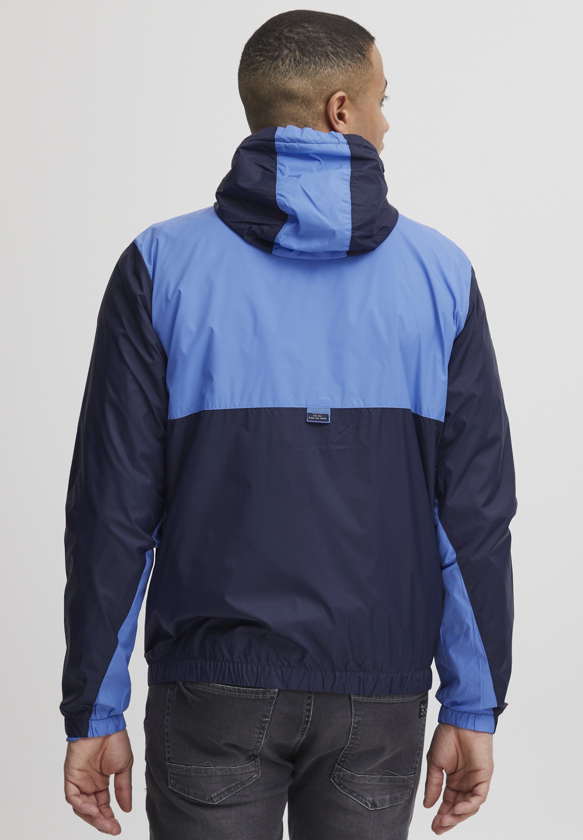 BHOUTERWEAR HOODED Media 4