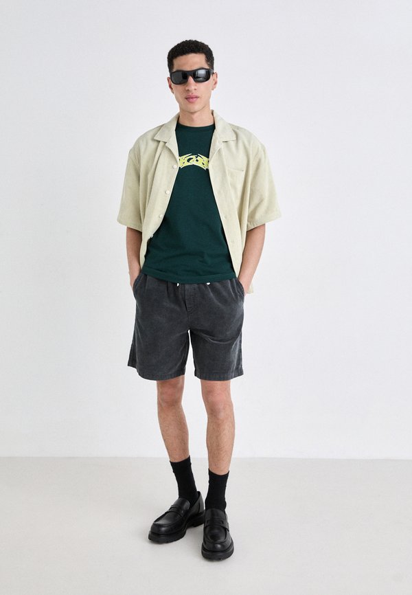 Weekday BOXY GRAPHIC TEE
