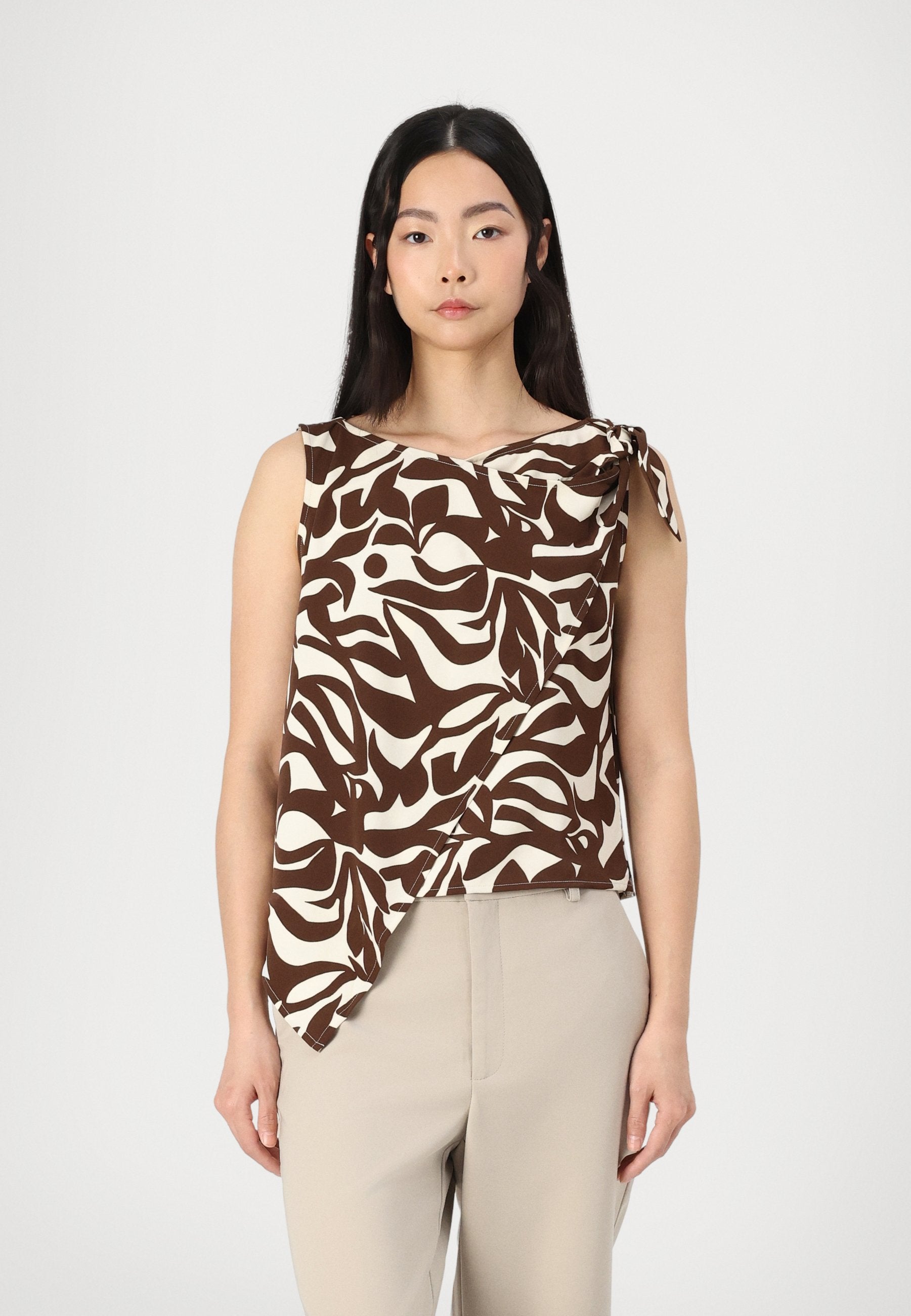 Abercrombie & Fitch Knotted Scarf Top