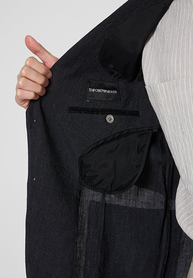 Emporio Armani REGULAR FIT