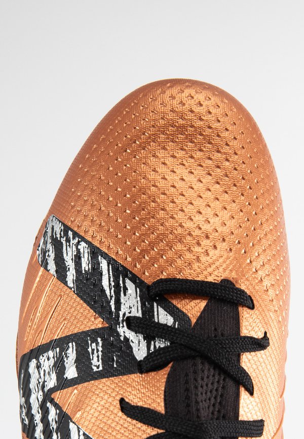 New Balance TEKV4P FG