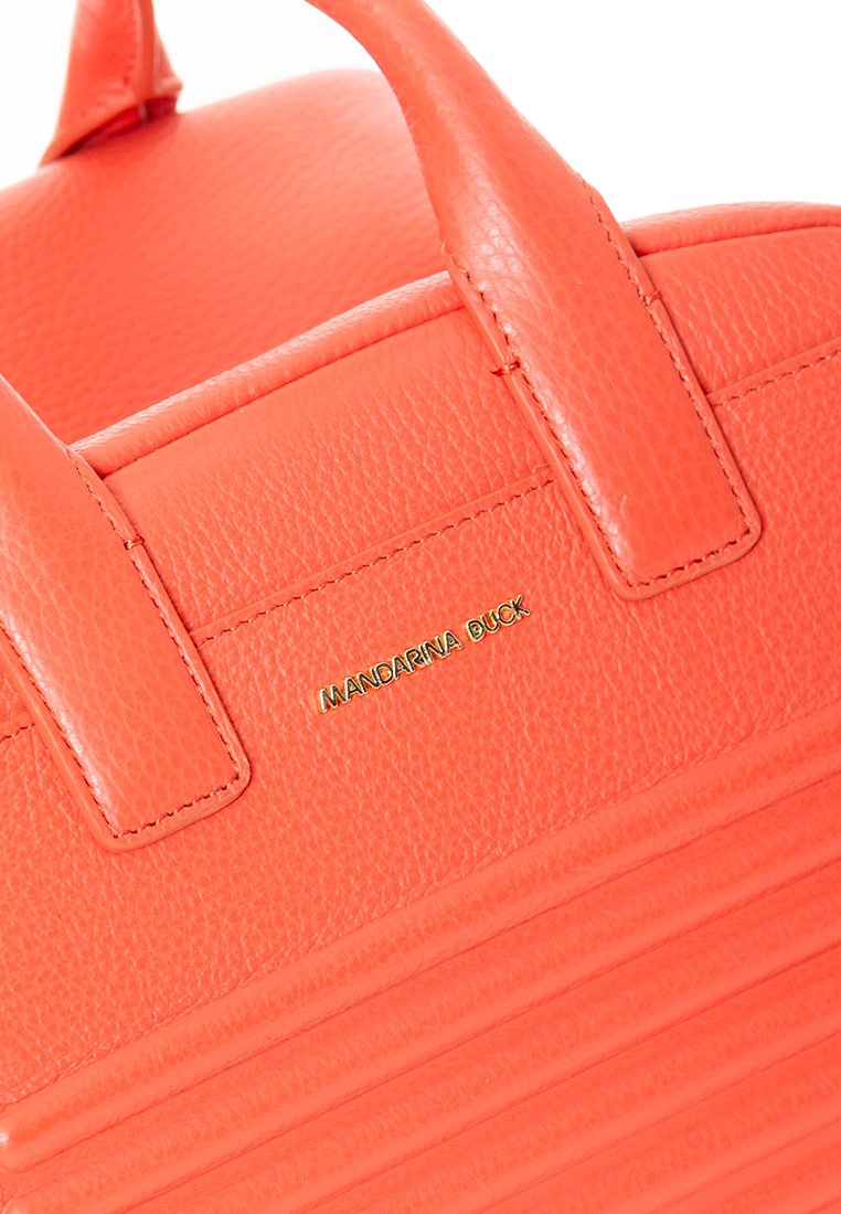 Mandarina Duck