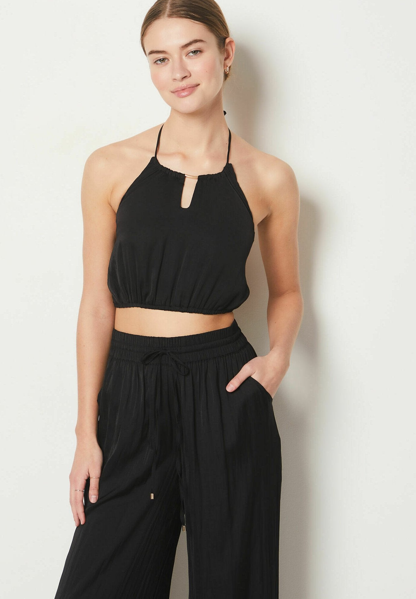 Etam CROPPED