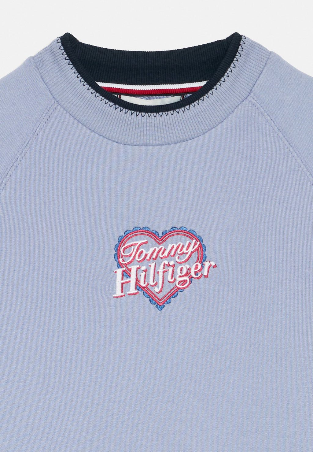 HEART LOGO EMBROIDERY SWEATSHIRT Media 5