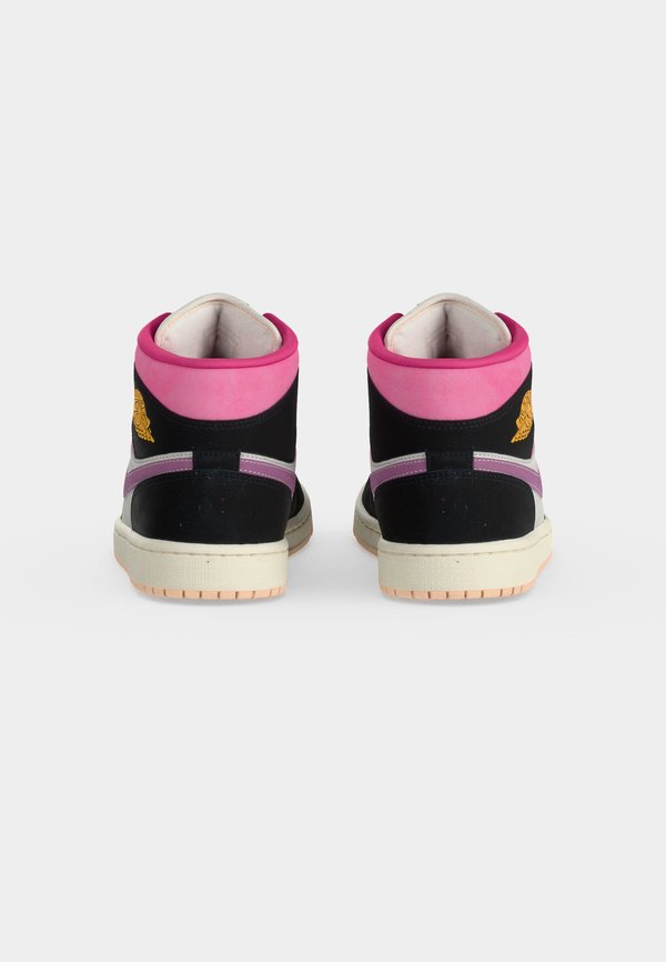 Jordan AIR JORDAN 1 MID SE