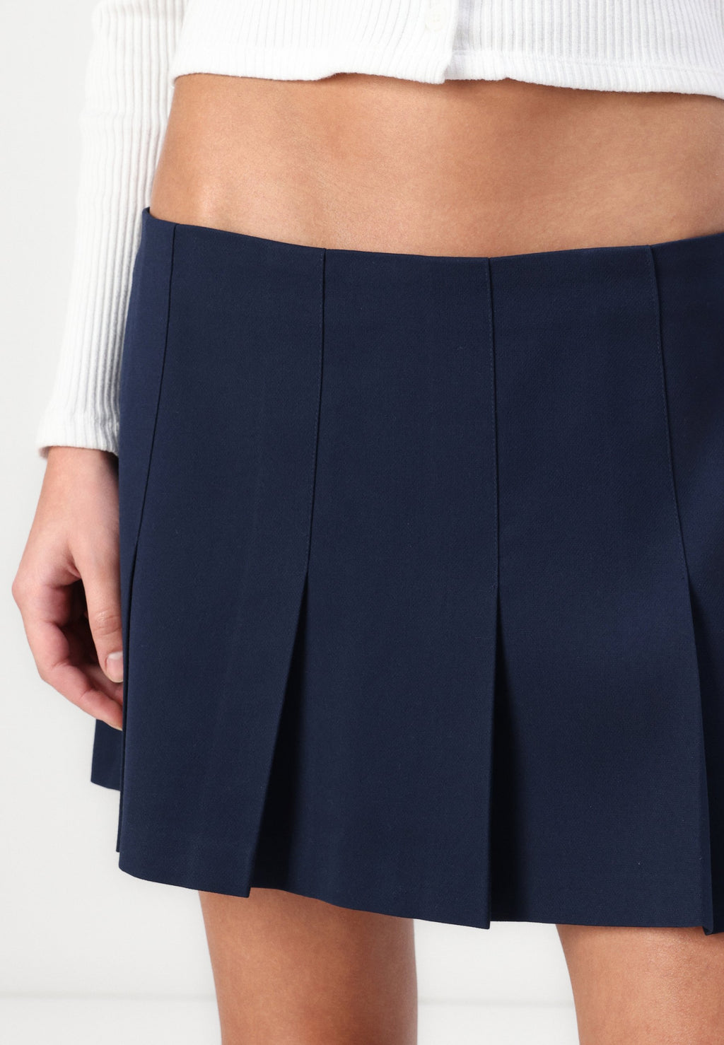 Abercrombie & Fitch PLEATED MINI SKORT
