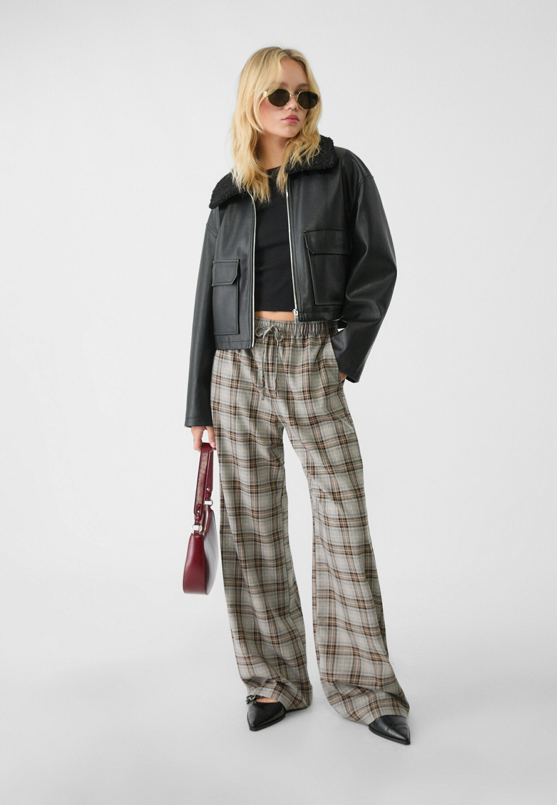 Stradivarius FLOWING SMART CHECK