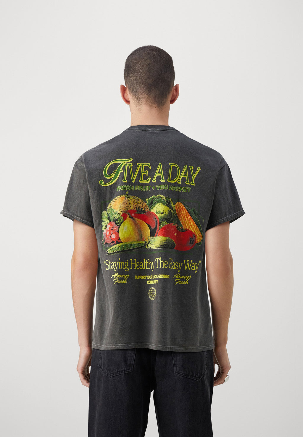 BDG Urban Outfitters FIVE A DAY TEE UNISEX