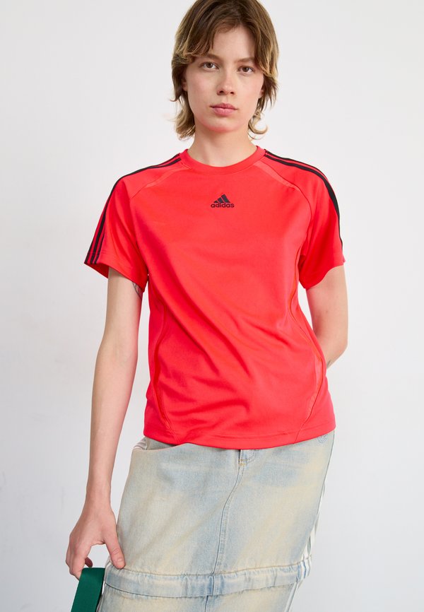 adidas Originals Print T-shirt - lucid red/black