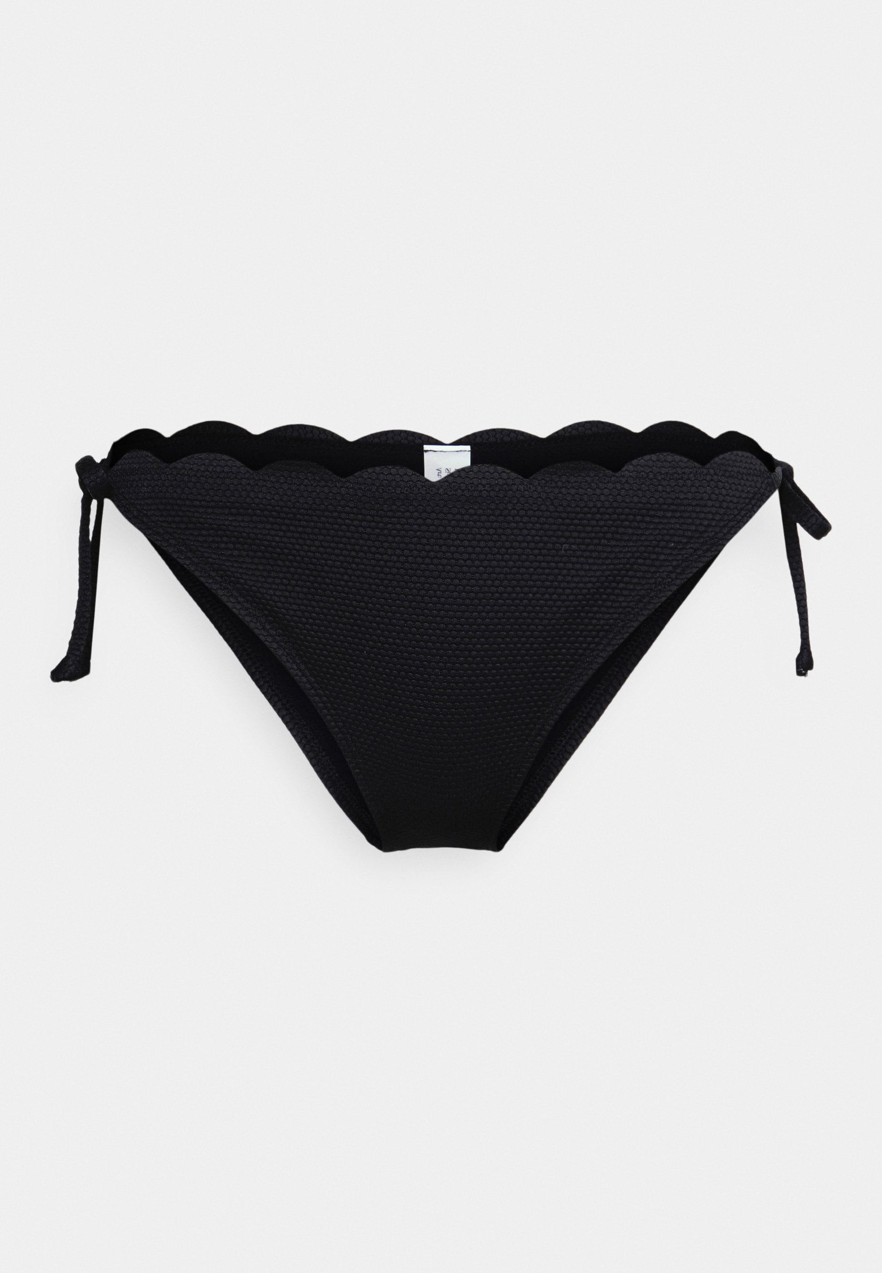 Hunkemöller SCALLOP CHEEKY