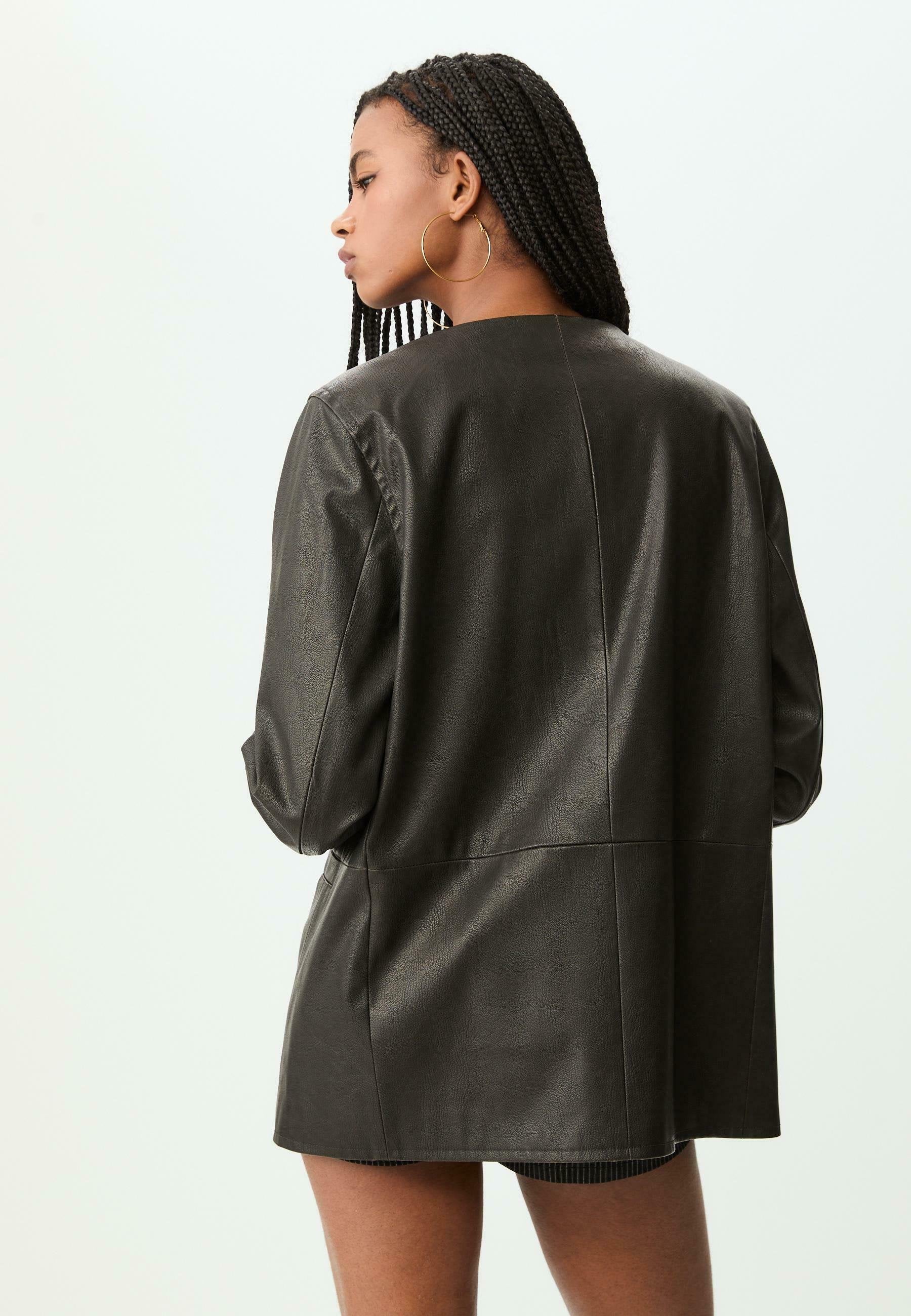 Stradivarius BUTTONED EFFECT
