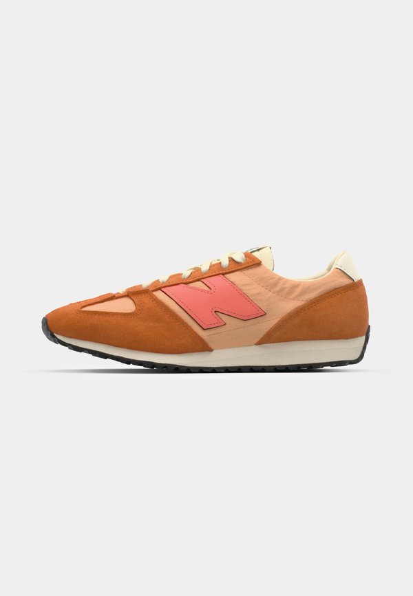 New Balance U471 UNISEX - Trainers - dried apricot