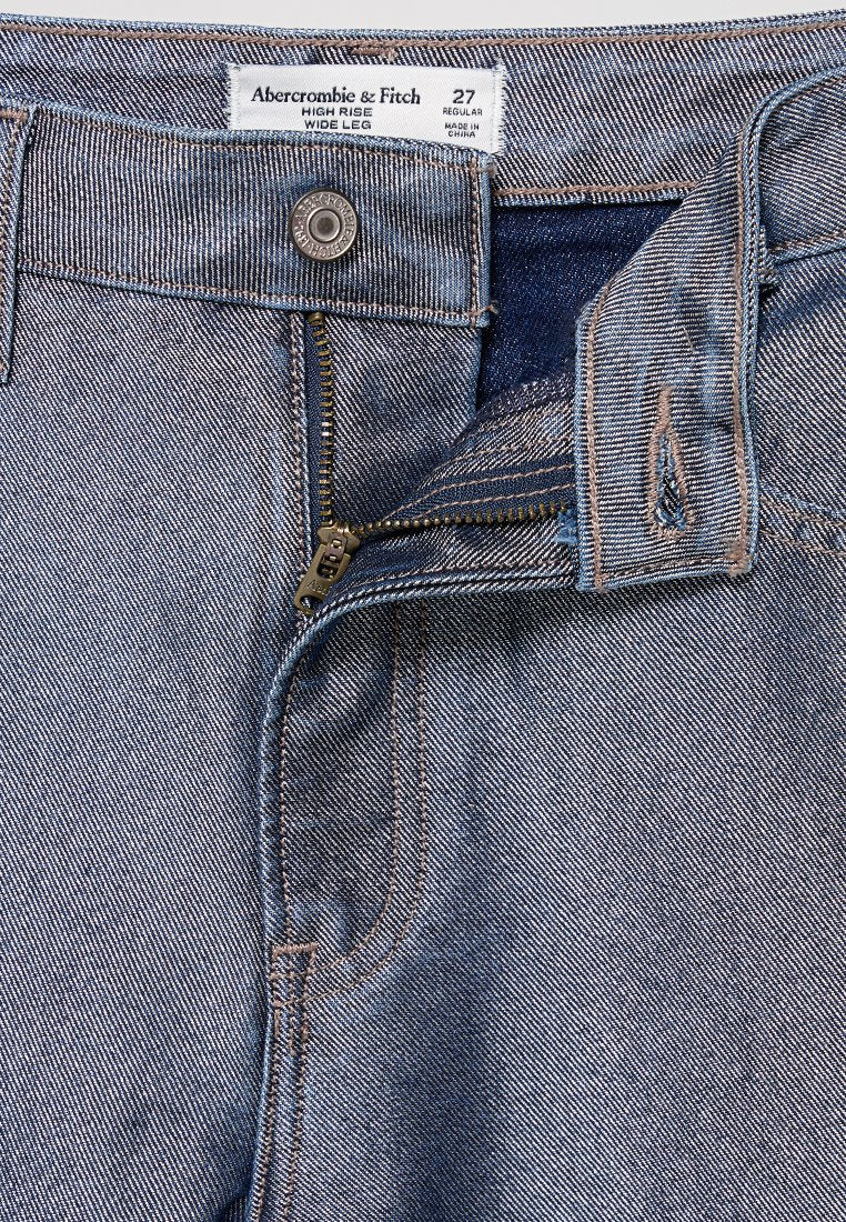 Abercrombie & Fitch
