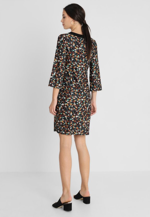 Queen Mum DRESS WITH POCKETS AT SIDESEAM