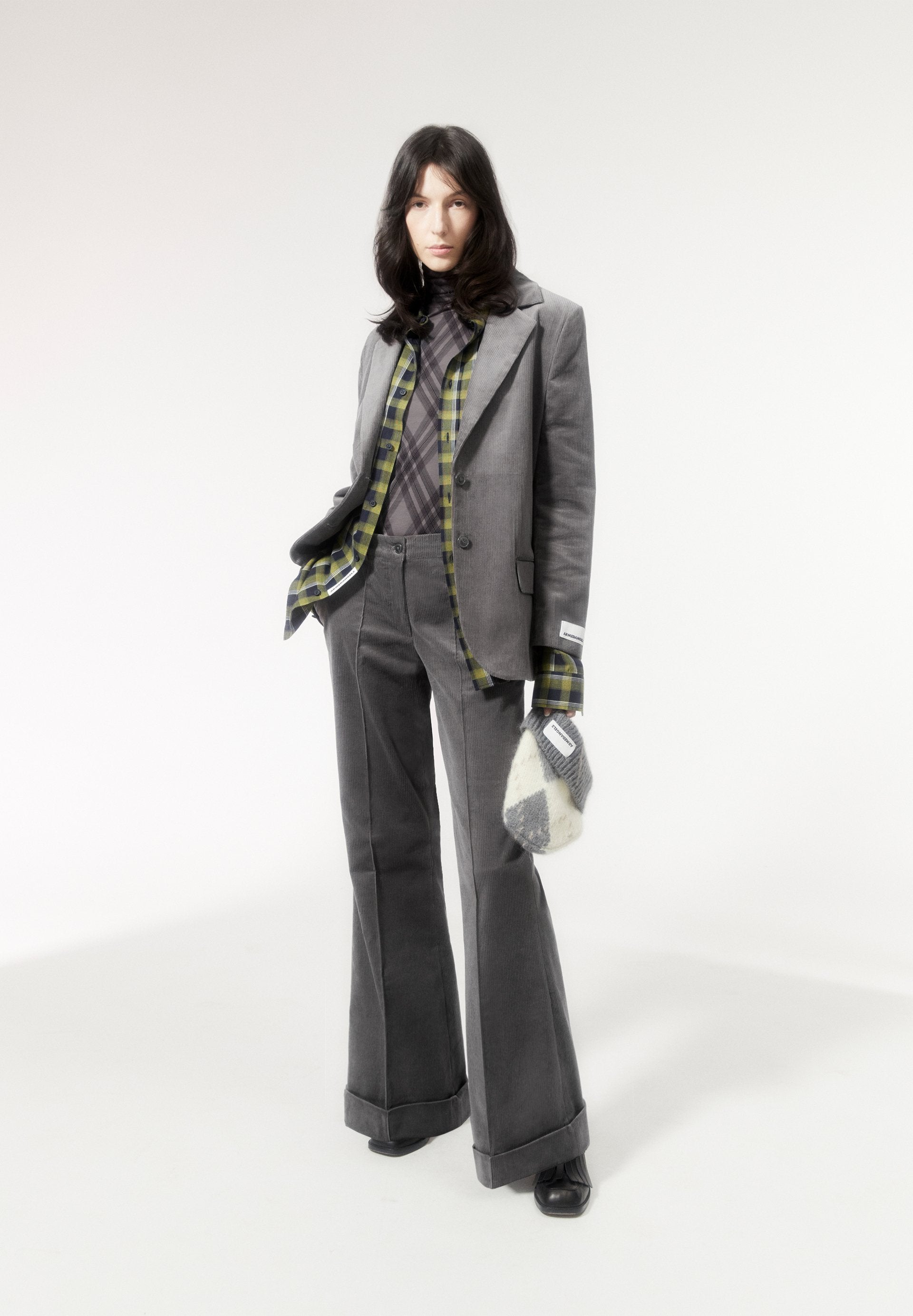 XELLAA CORDUROY Media 2