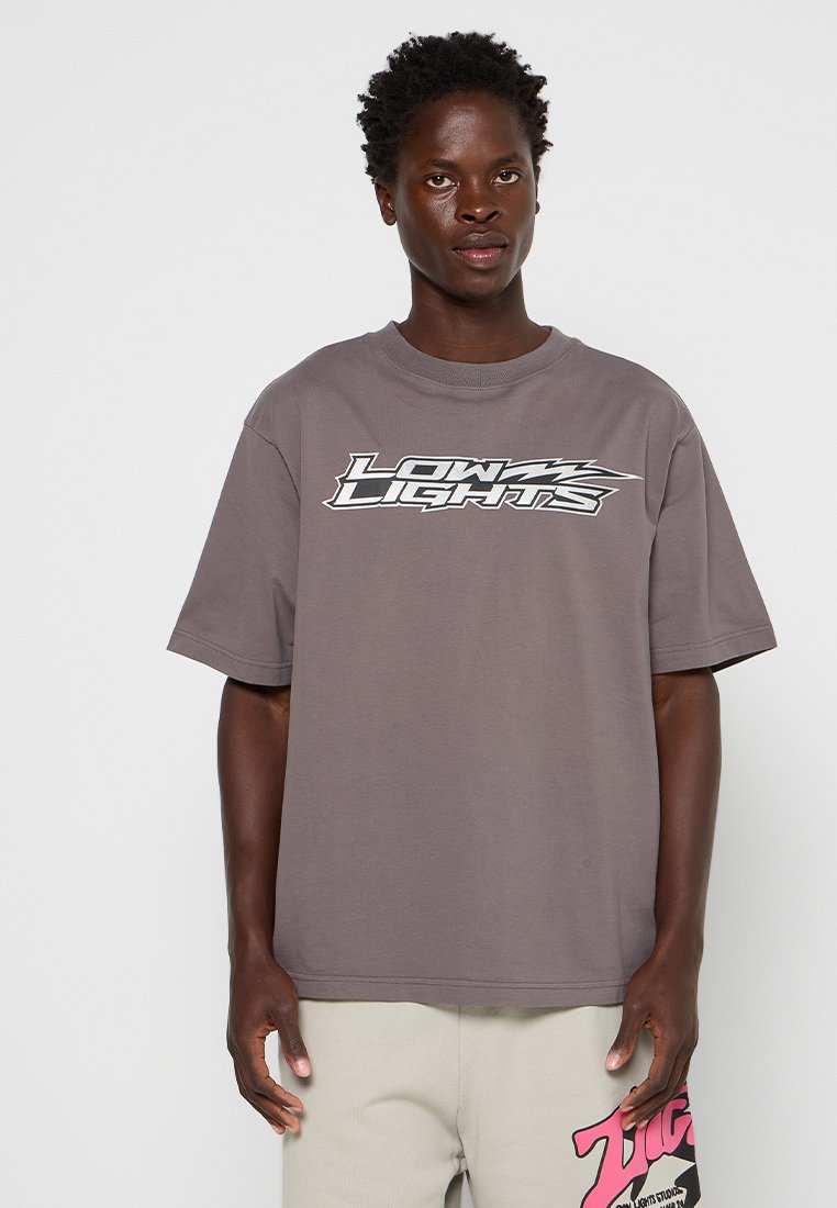 LOW LIGHTS STUDIOS®