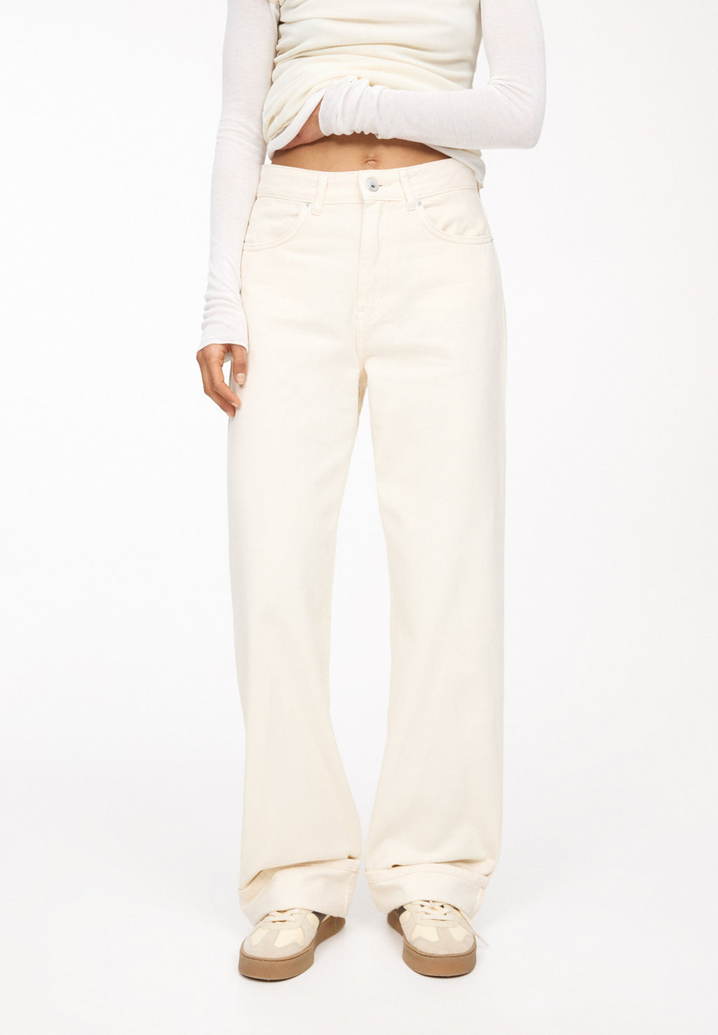 PULL&BEAR WITH TURN-HEMS