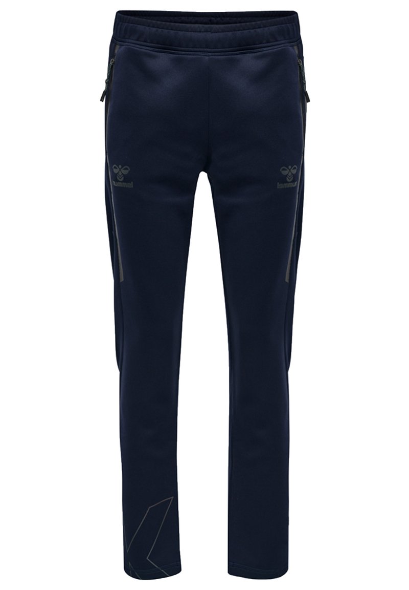 Marineblaue Sporthosen mit tailliertem Design, aus weichem Stoff gefertigt, mit Reißverschlusstaschen und einem dezenten Logo auf der Vorderseite.