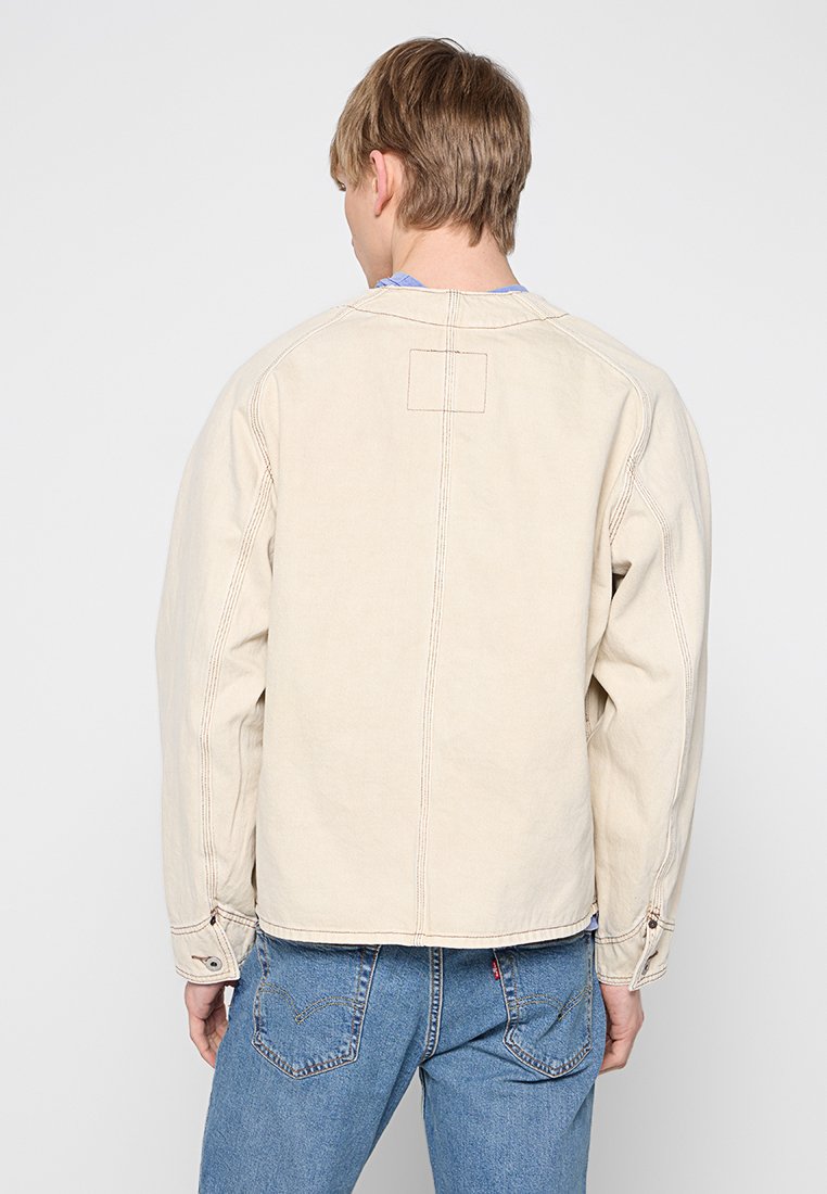 Levi's®