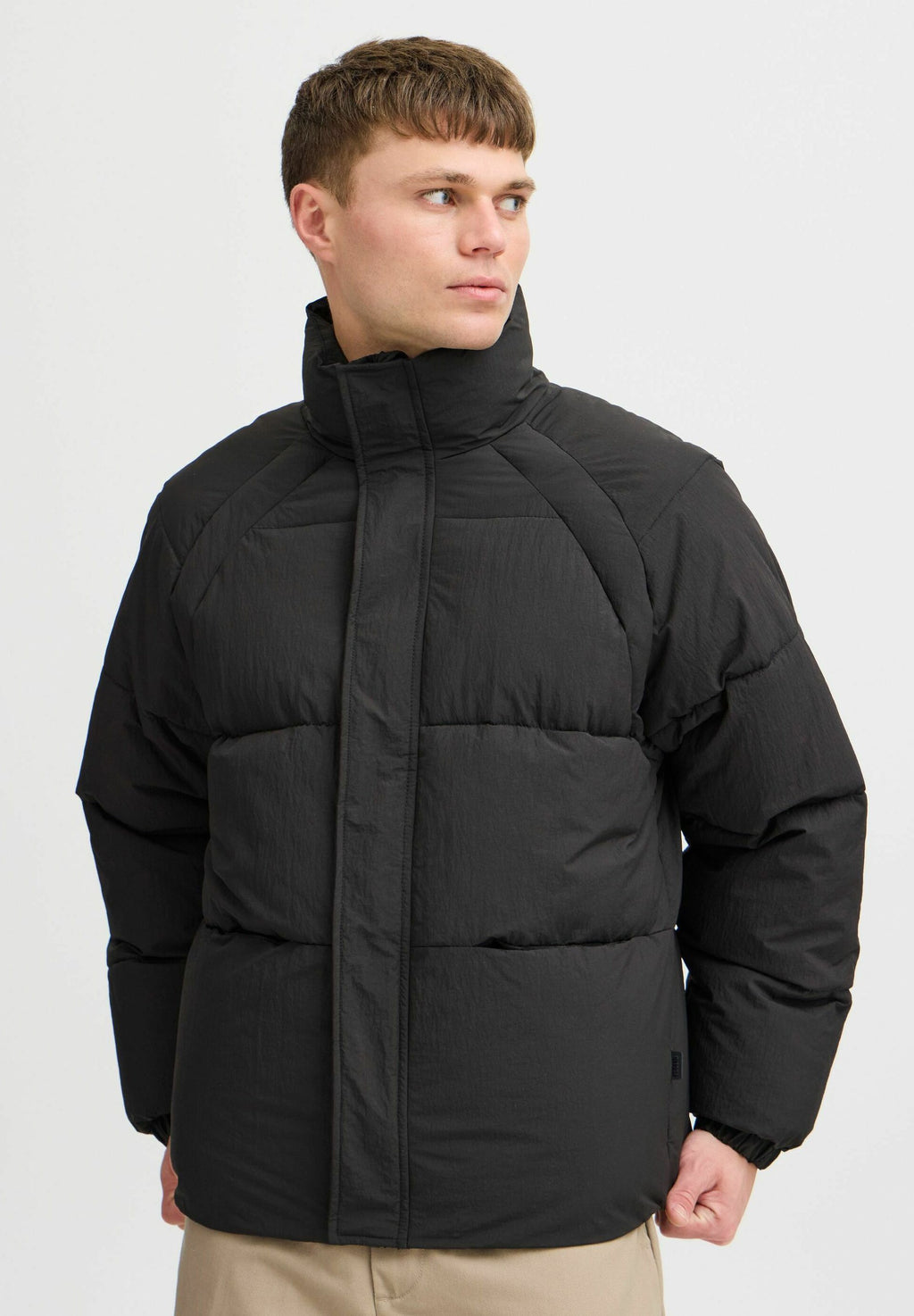 SDMILO PUFFER SHORT Media 3