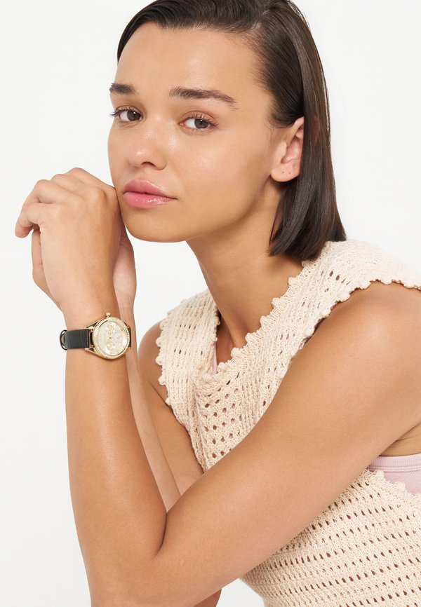 DKNY