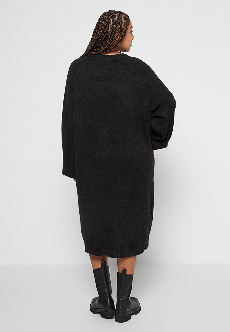 ONLY Carmakoma Strickkleid Media 2