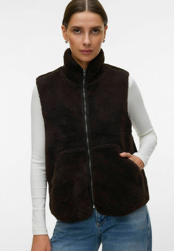 Vero Moda Teddy VMJOSEFINE - Waistcoat - chocolate torte