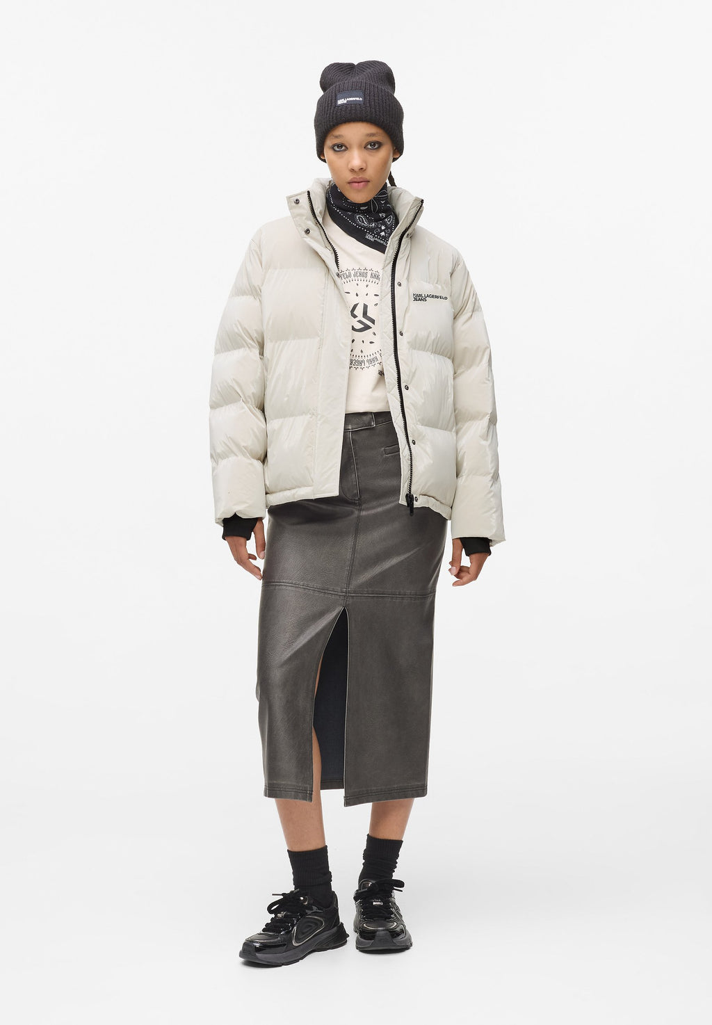 PEARLIZED PUFFER Media 2