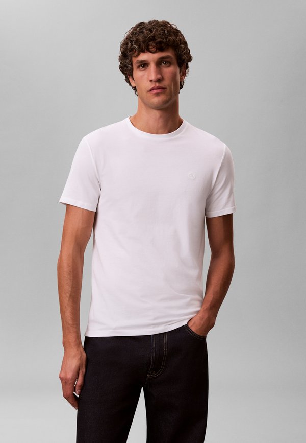 Calvin Klein SLIM MONOGRAM TEE LIQUID TOUCH - Basic T-shirt - bright white