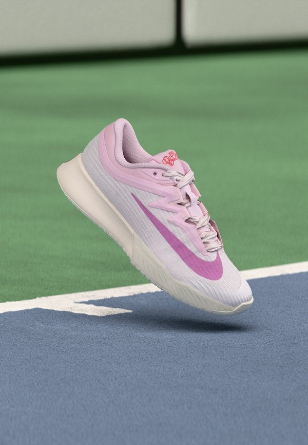 Nike Performance VAPOR PRO 3 PRM - Multicourt tennis shoes - pearl pink/light magenta/pink foam/chalk